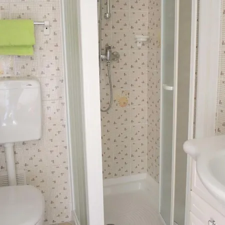 Апартаменти Gorgeous Flat With Terrace - Beahost *