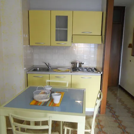 Flat With Terrace-beahost