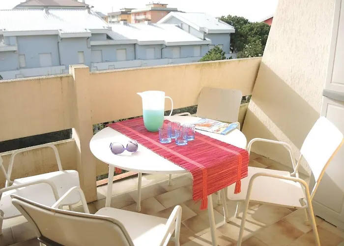 Flat With Terrace-beahost Διαμέρισμα